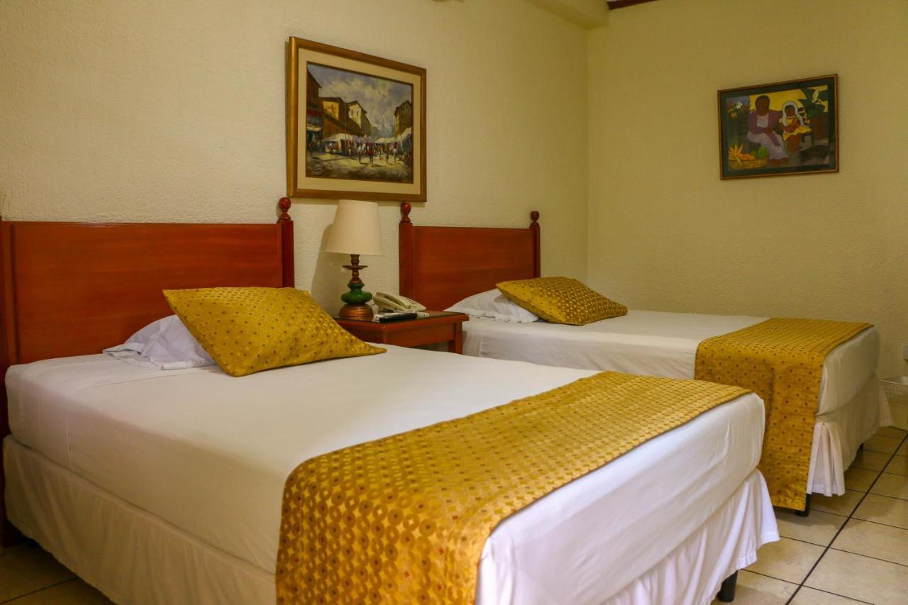 Serena Escalon Hotel San Salvador