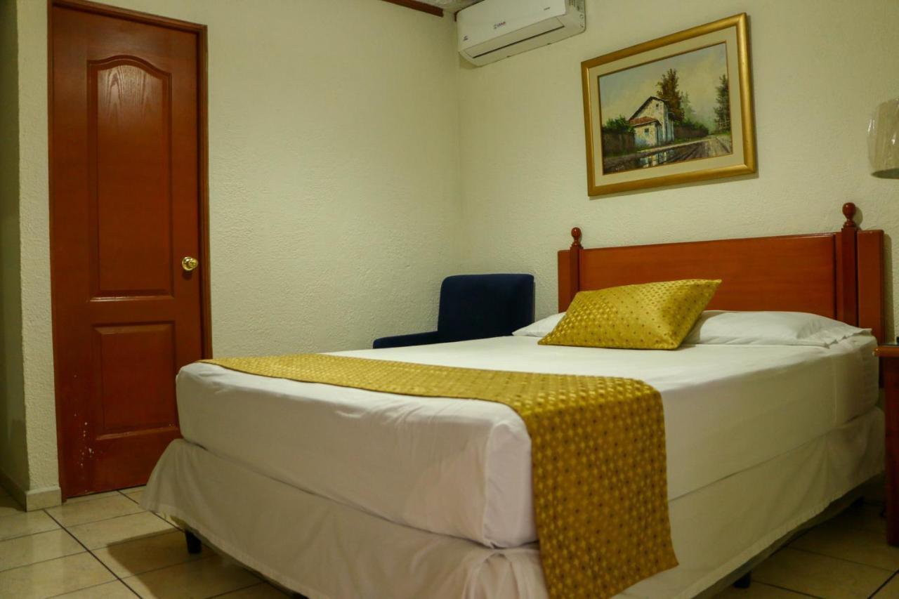 Serena Escalon 4* San Salvador