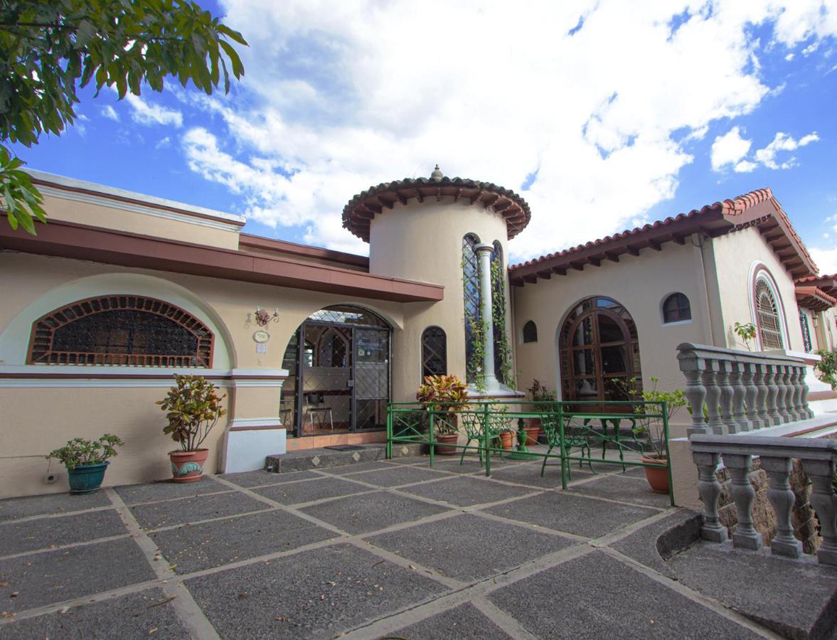 Serena Escalon 4*