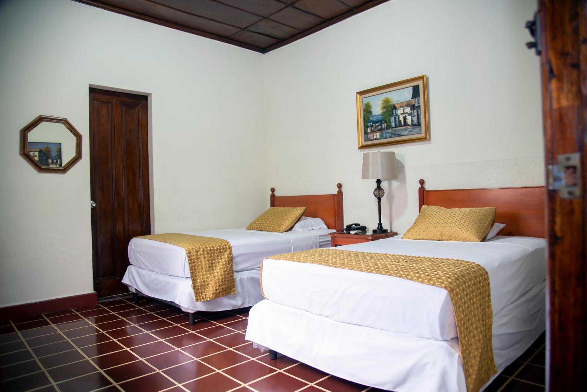 Hotel Serena Escalon San Salvador
