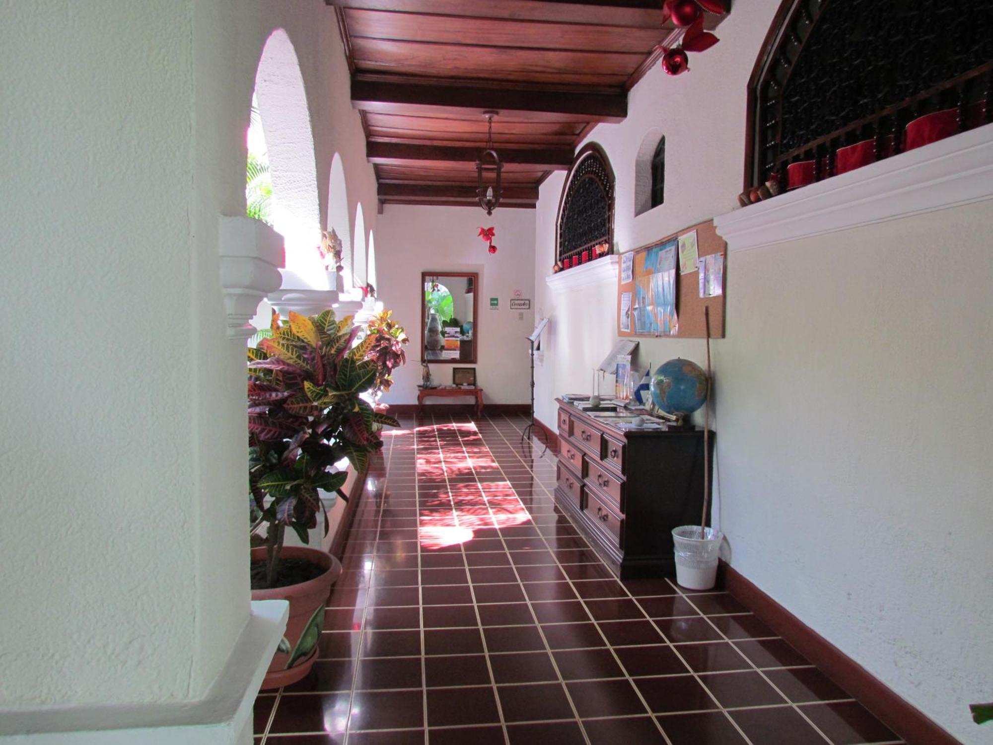 Hotel Serena Escalon 4*