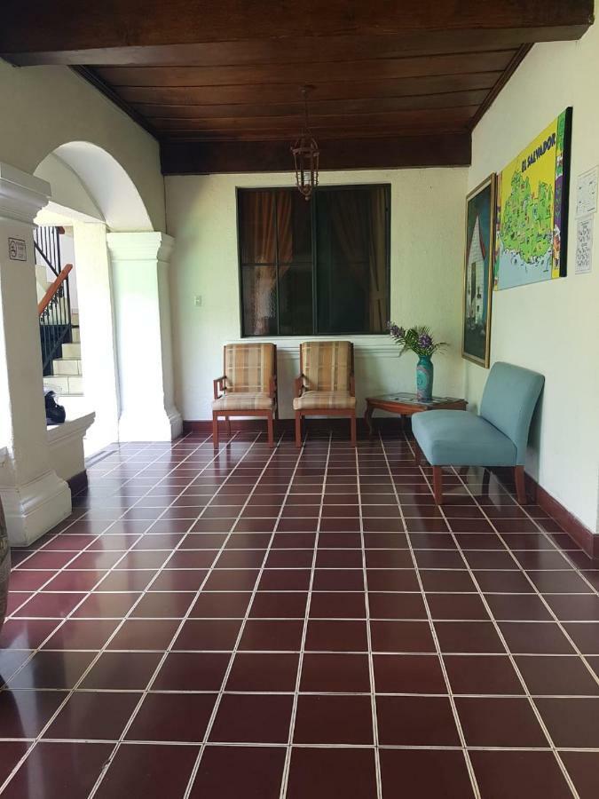 Hotel Serena Escalon